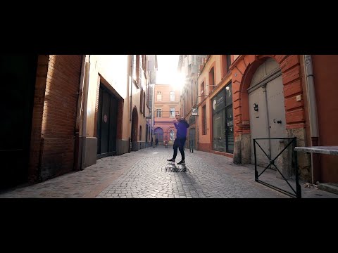 Ombre Rouge - " Toujours Présent " - ( La Caravane Production )