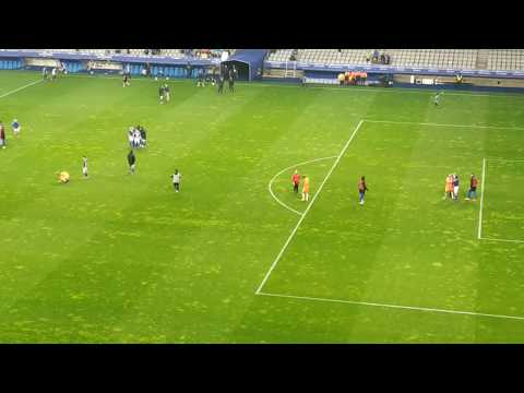 Real Oviedo 4 - Rayo Majadahonda 3; gol de Joselu (4-3) y final.