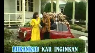 Download lagu HADIAH BATIK PEKALONGAN elvy sukaesih & mansyur s @ lagu dangdut mp3 Download lagu HADIAH BATIK PEKALONGAN elvy sukaesih & mansyur s @ lagu dangdut mp3
