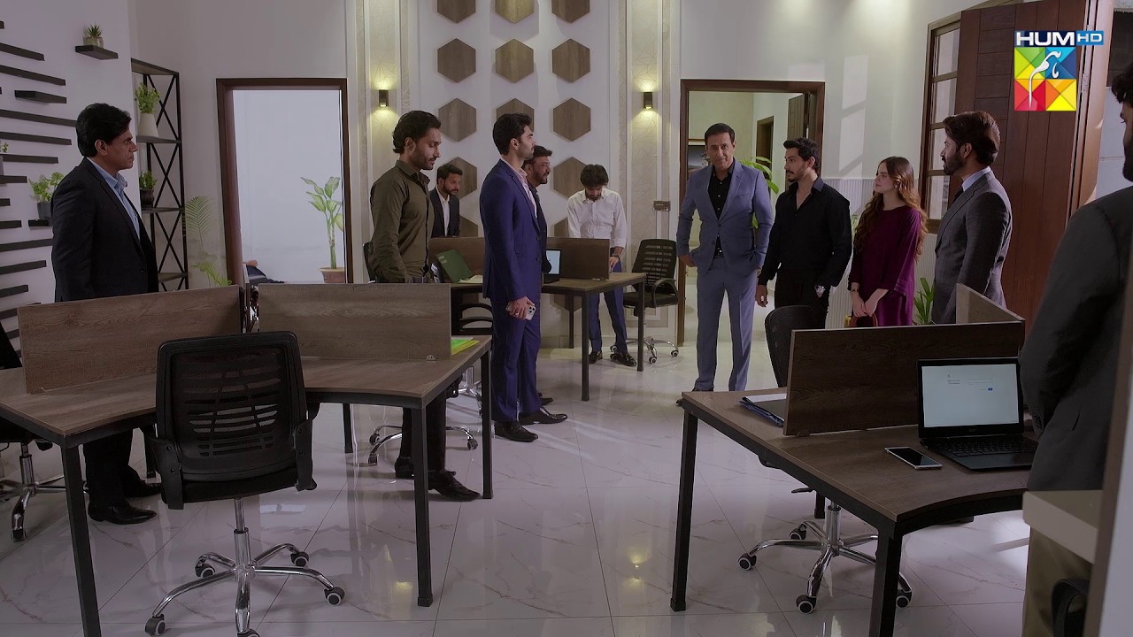 Aafiya Ke Office Mein Ahmer Ka Pehla Din...! #deewar #sunitamarshal - Hum TV