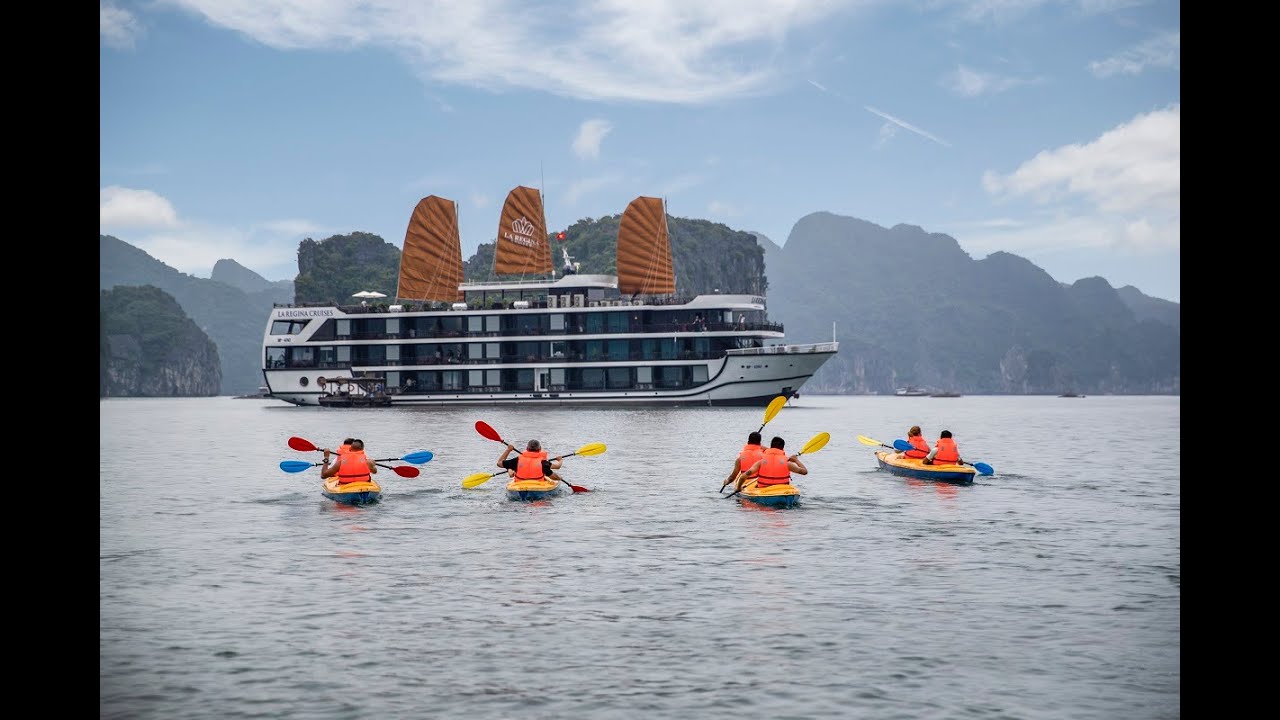 Ha Long Bay cruise video thumbnail