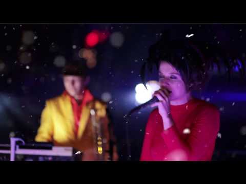 Lena Kaufman & Green Point    "cozy home"   Official video . all rights reserved.