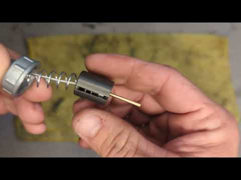 How to install the throttle cable on your #80cc carburetor.  #diy #80cc #motorizedbicycle