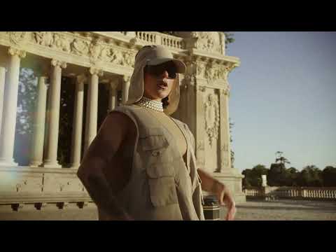 DELFINA DIB - A.K (Video Oficial)