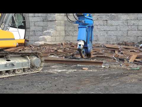 Shears railbreaker ARDEN BR2500 cutting rails R65