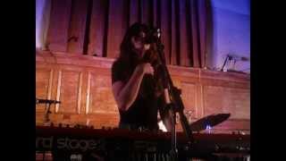 Julia Holter - This Is A True Heart (Live @ Cecil Sharp House, London, 20/08/13)