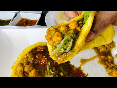 Doubles 🇹🇹 (Trinidad & Tobago Street Food)