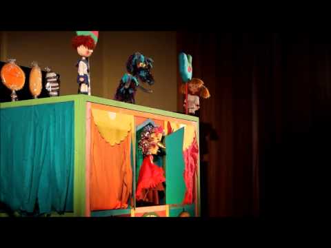 "Jaś i Małgosia" w wykonaniu aktorów Teatru Lalki "Tęcza" w Słupsku