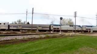 preview picture of video 'AMTRAK AT EARLVILLE IL'