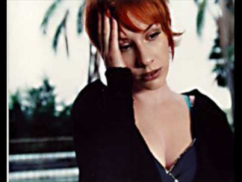 Esthero-Swallow me