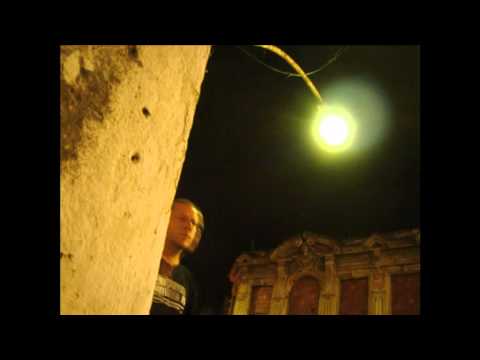 Rockin' Squat - Ne Me Dis Pas Que Tu l'Aimes - Rio Riddim / Nov 2011) (Son Officiel)