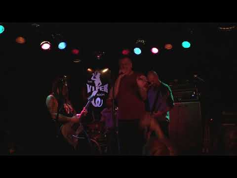 Saw Her Standing There   Blag Dahlia Dwarves Nick Oliveri Queens Of The Stone Age Eric McFadden