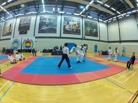 2016 UKTA ITF BTC Scottish Open tkdcompetitions Veteran Male Heavy First Sparring