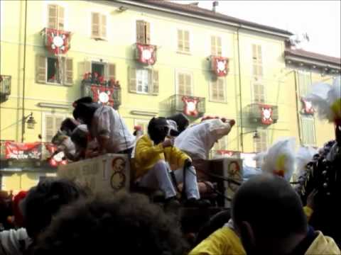 CARNEVALE IVREA 2012