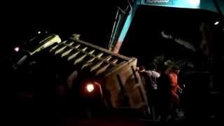 preview picture of video 'Evakuasi dum truck part 2'