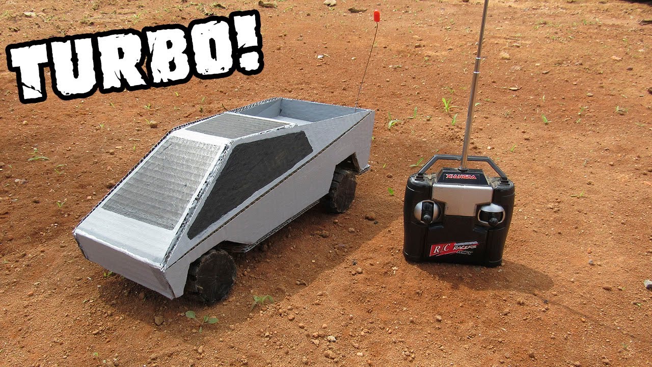 FIZ UMA MINI CYBERTRUCK TURBO