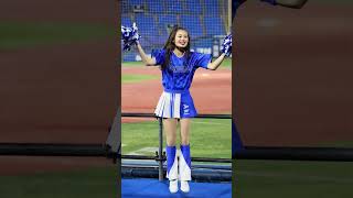 熱き星たちよ　で得点に沸くDiana Aki パブリックビューイング応援　#横浜denaベイスターズ #日本シリーズ　#diana  #cheerleader