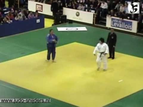 Judo 2008 Levallois: Beinroth (GER)  - Tachimoto (JPN) [open].