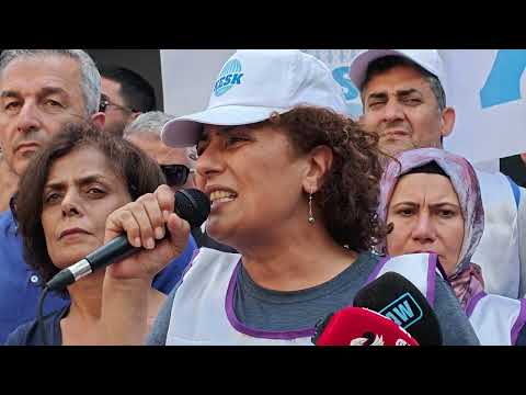 Ayfer Koçak, KESK'li KHK'lilerin Nöbet Eylemi Sonunda Yaptığı Konuşma da Mücadele Mesajı Verdi.