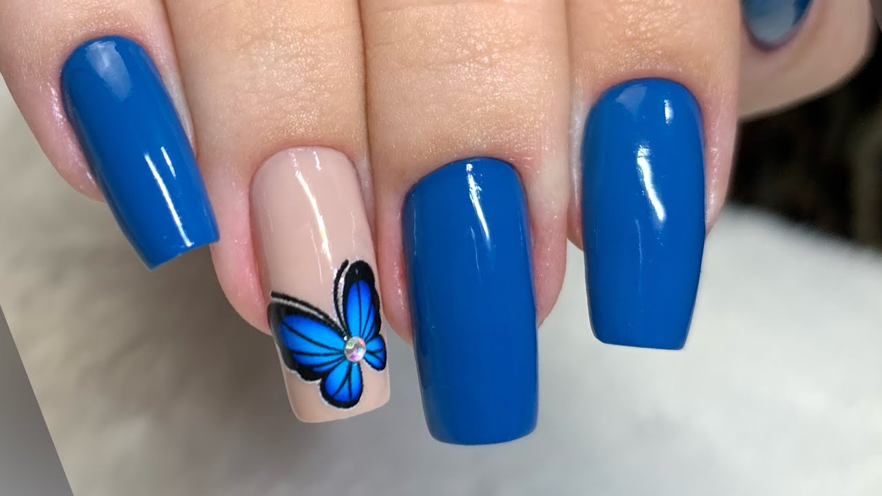 Live Unhas |Cutilagem e esmaltação | Aplicação de adesivo 3D