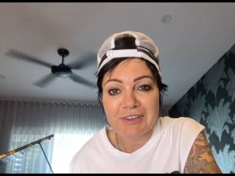 The Superjesus, the Noise11.com interview with Sarah McLeod 2022