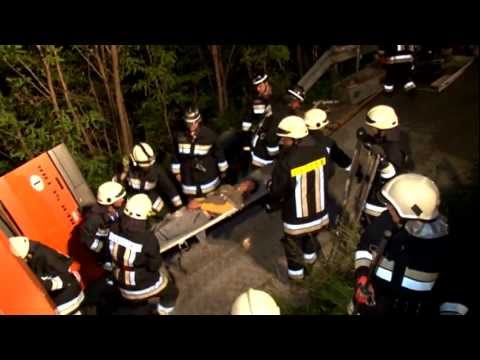 Alarmstufe 6 MANV Übung Busunfall Latschander