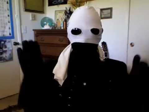 Razmere Returns to Comic Con!