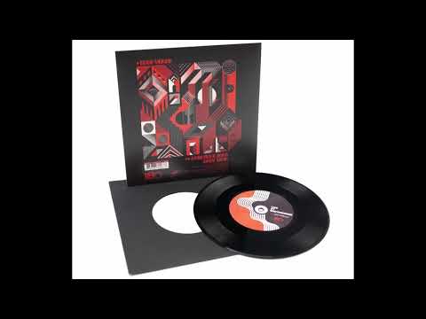 Ruby the Hatchet - Live at Earthquaker - Black Vinyl [Product Presentation]