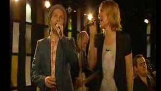 Karen Busck - Det er slut nu (live i Go' Morgen Danmark)