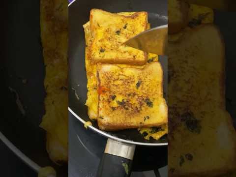 CrispyCheesy Bread Omelette😋Recipe #breadomelette #eggsandwichrecipe #viral #shortsviral #explore