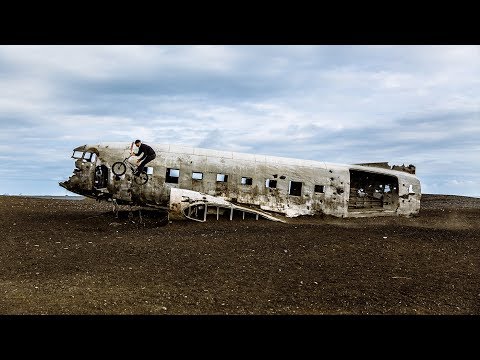 The Palmistry Guide: Chapter 2 - Iceland | BMX | VANS