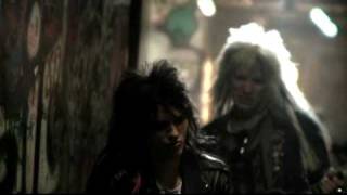 CRASHDÏET - Riot in everyone [High Quality]