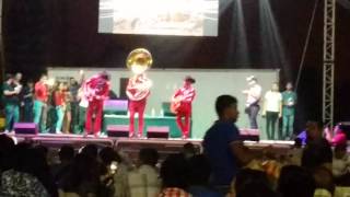 El rey de las brechas (Comandante toro)  - los plebes del rancho de ariel camacho