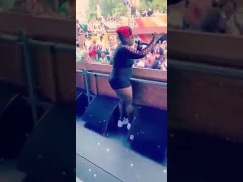 Thank You Jah...Ochi Queen Live...Reggea Lake Amsterdam