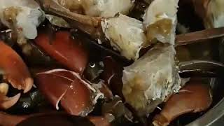 preview picture of video 'ปูเนื้อนึ่ง ร้านอาหารสะเบียง หาดคูเดื่อ อุบลฯ'