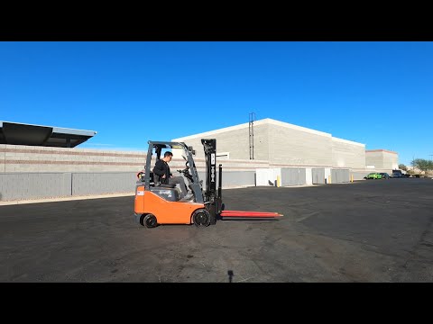 TOYOTA 8-Series 8FGCU15 3,000lb LP (Propane) #5569 - Forklift For Sale