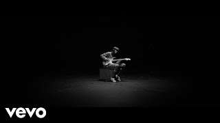 Little Simz - Poison Ivy ft. Tilla (Official Video)