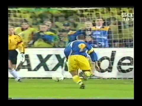 2001 (November 10) Ukraine 1-Germany 1 (WC Qualifier) (German Commentary).avi
