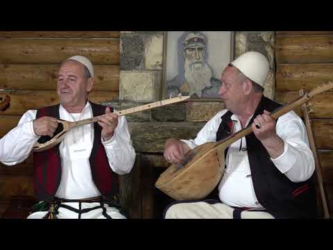 JANUZ MUSHKOLAJ DHE DERVISH KUÇI ME GRUP - NË ATO KODRA DHET I LSHOVA