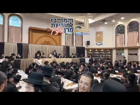 "אגדלך אלהי כל נשמה" - חסידי גור שרים לכבודו של מרן הרב יצחק יוסף