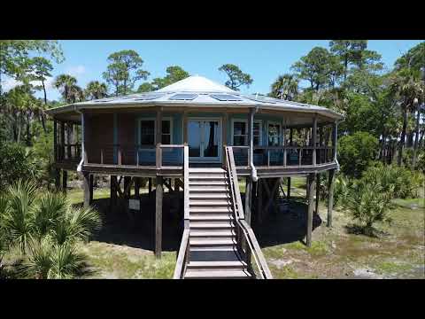 Surviving Hurricanes in Style Off Grid Island Living