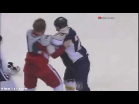 Marian Hossa Vs Ryan Suter 02/18/09