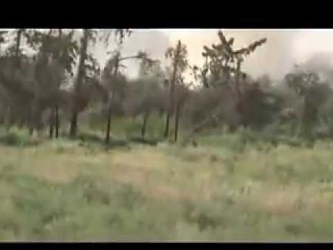 أصوات الاشتباكات الدائرة بين كتيبة الحمزة وقوات النظام في محيط مطار دير الزور العسكري