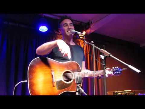 Joshua Radin - Vegetable Car (Acoustic Live in London, UK - 17.11.2017)