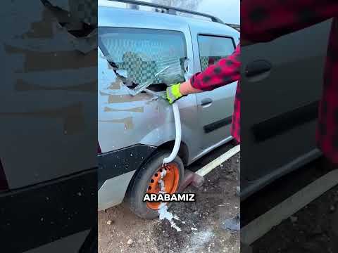 Adam arabanın tekerleğine çimento döktü 😂#shorts