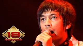 Download lagu D'Masiv - Cinta Sampai Disini (Live Konser Tangerang 22 September 2012) mp3 Download lagu D'Masiv - Cinta Sampai Disini (Live Konser Tangerang 22 September 2012) mp3