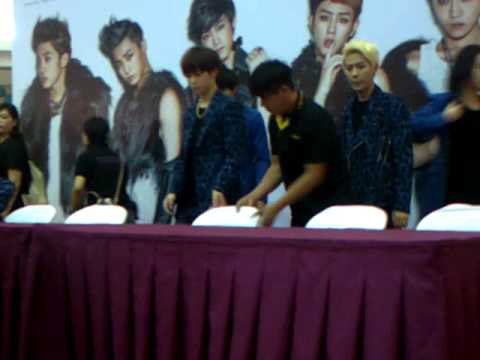 140621 THE BOSS 大国男儿 1st Showcase In Malaysia (8)