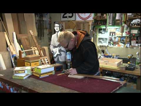 004 The Garage with Steve Butler - Cigar Box Guitar.mpg