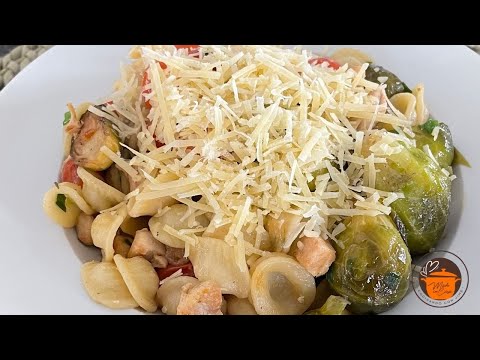 PASTA Y REPOLLITOS DE BRUSELAS