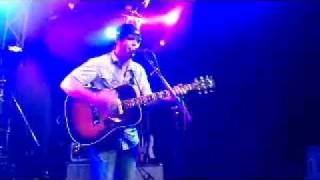 Thomas Rhett ~ Whatcha got in that cup